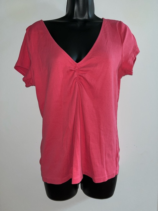torrid Hot Pink Short Sleeve V-Neck Top - Picture 4 of 5